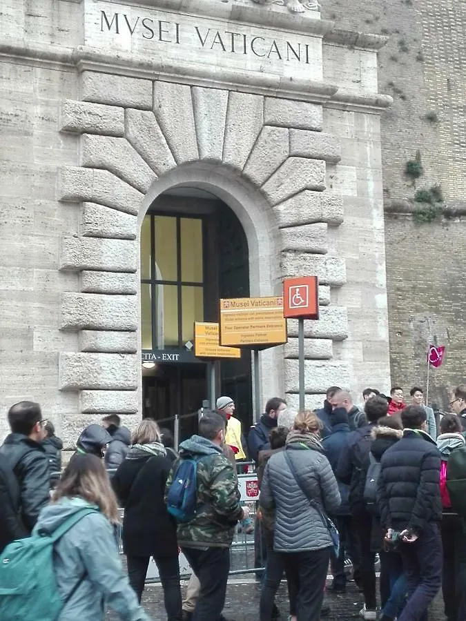 Da Adriana Al Vaticano Róma Nyaraló
